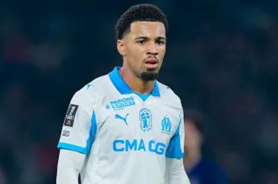 博鱼电竞-恩瓦内里连续11场替补，马赛主帅：他的训练态度达不到要求